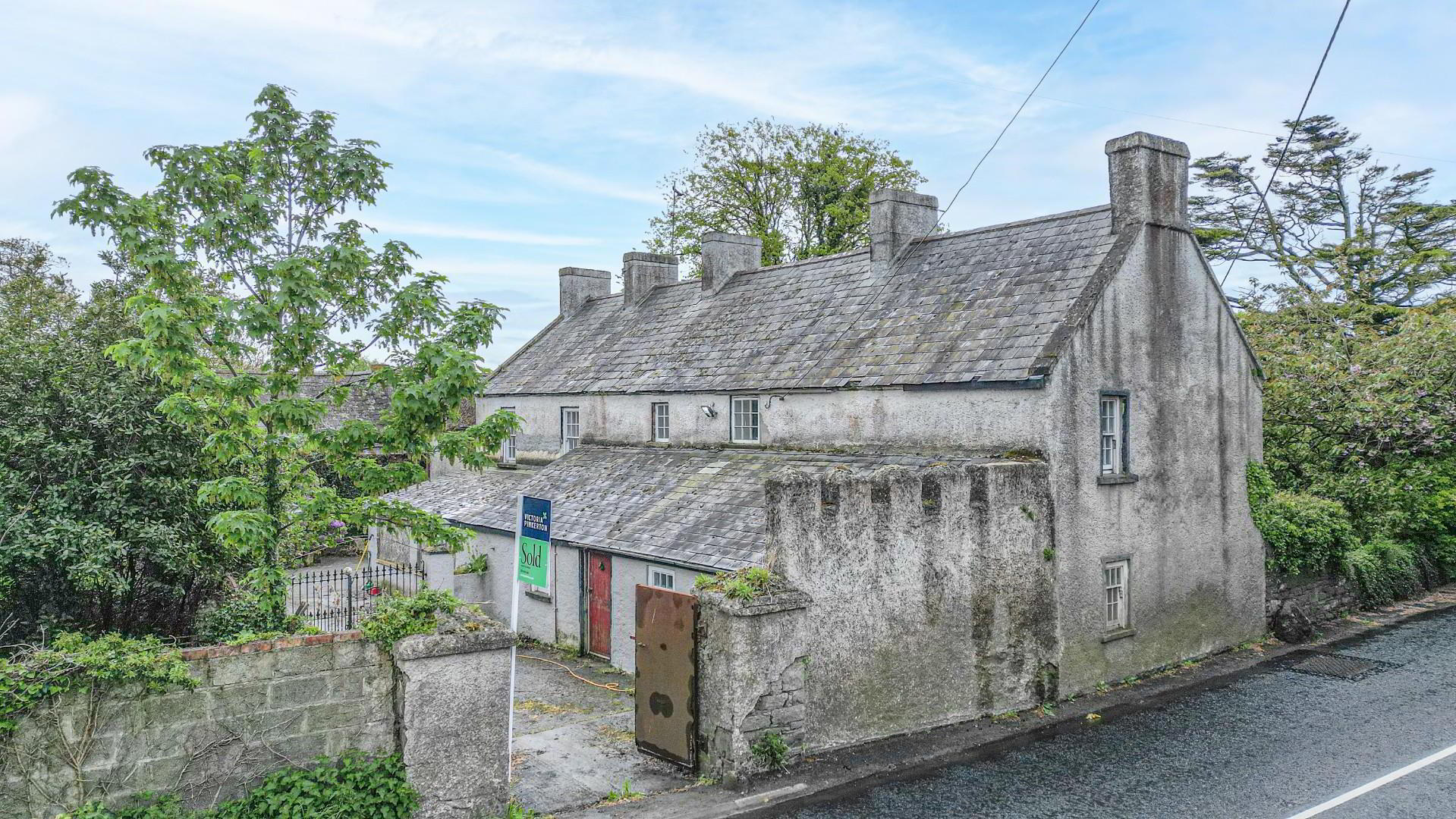 1 Manse Road 1 of 46