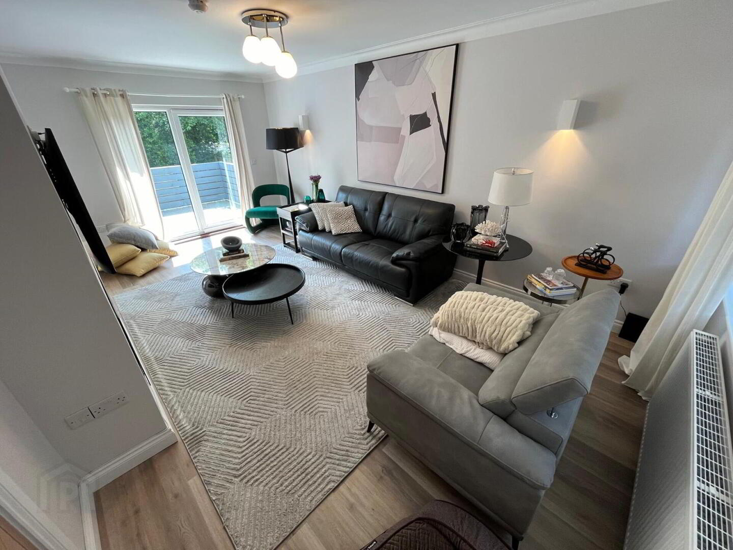 property description image