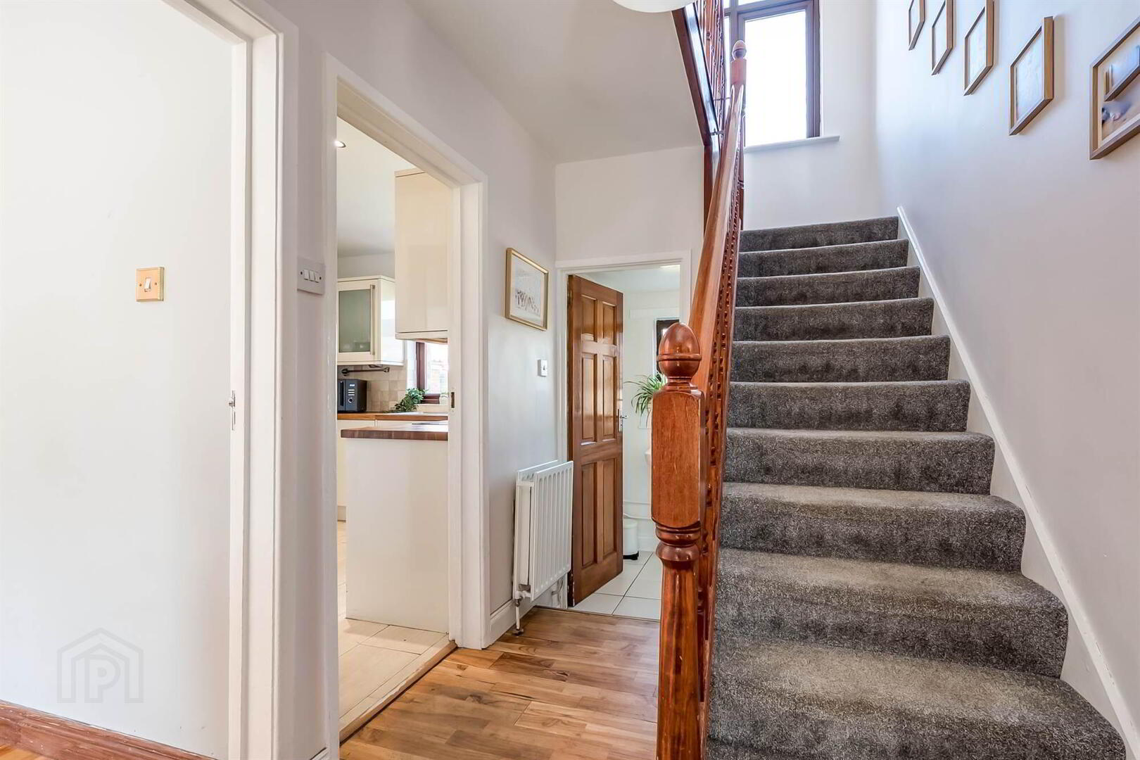 89 Upper Malone Road 3 of 27