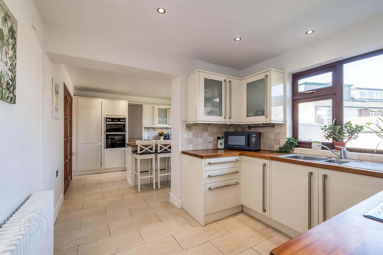 89 Upper Malone Road 12 of 27