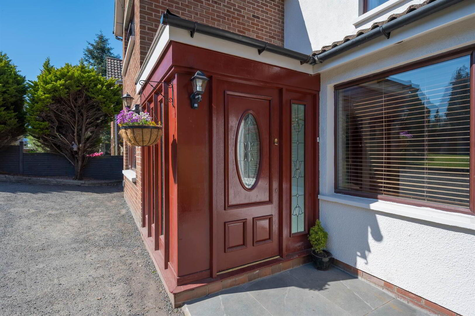 property description image