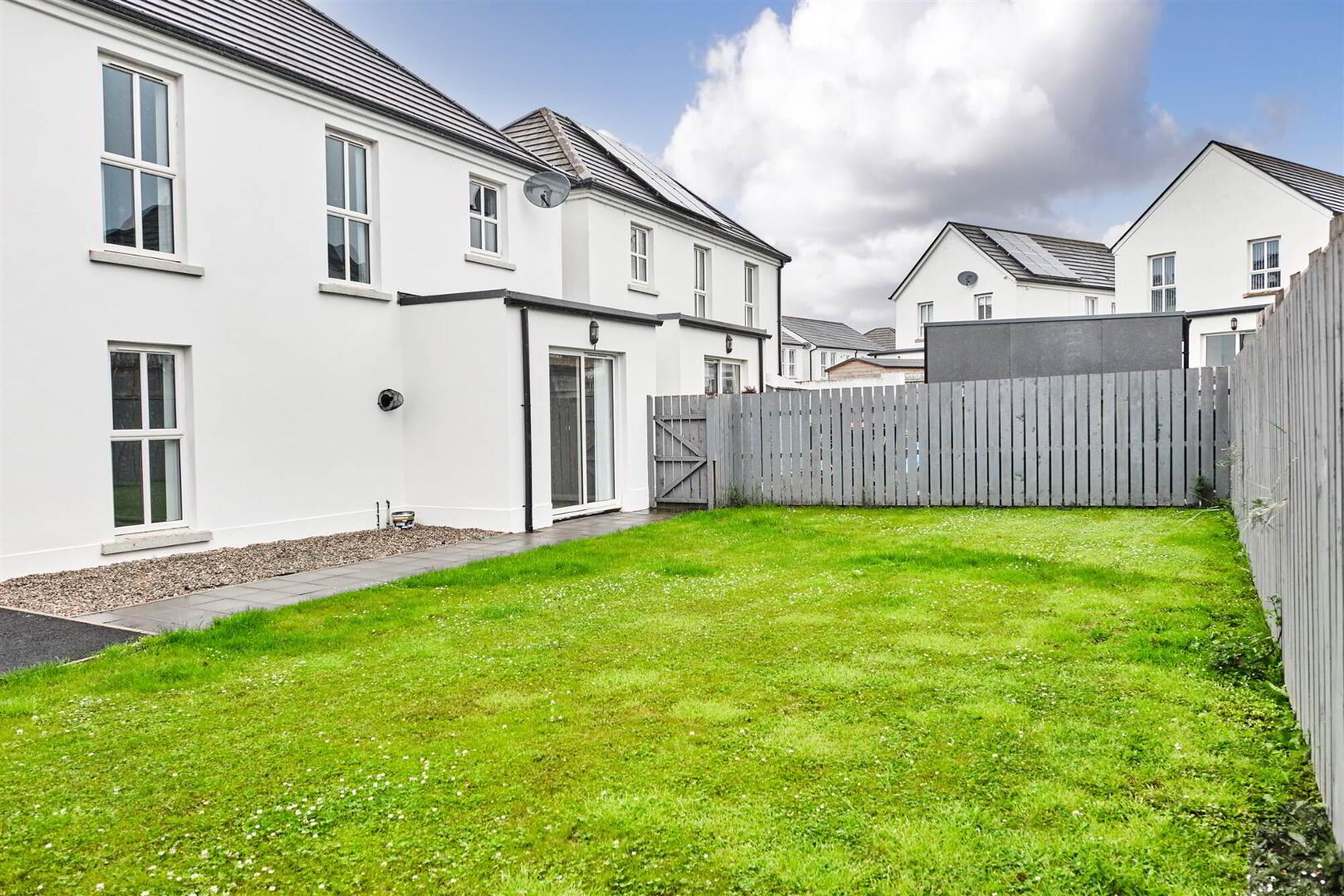 12 Shell Hill Court 23 of 25