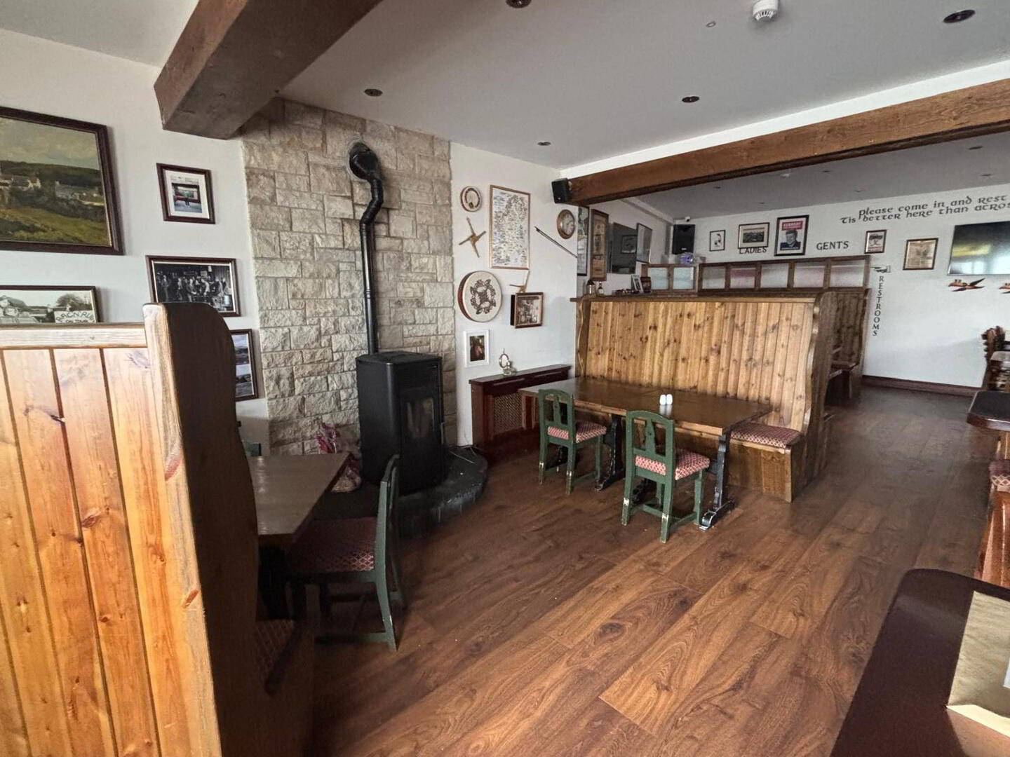 Former Bonnyglen Bar & Guesthouse, Main Street 9 of 28