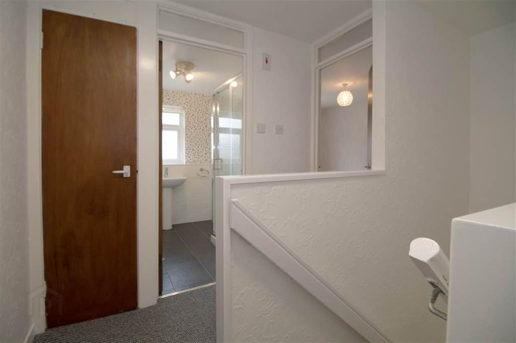 24 Lower Crescent 10 of 14