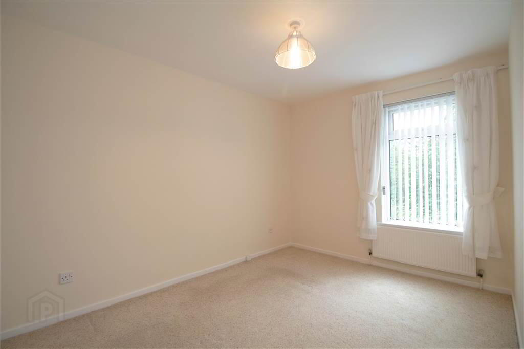 24 Lower Crescent 11 of 14