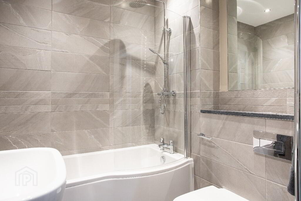 Apt 14, 1 Rosepark Gardens 28 of 28