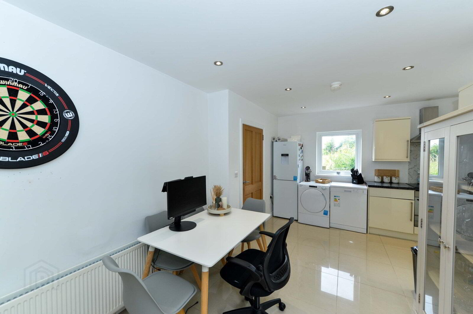 804 Upper Newtownards Road 9 of 17