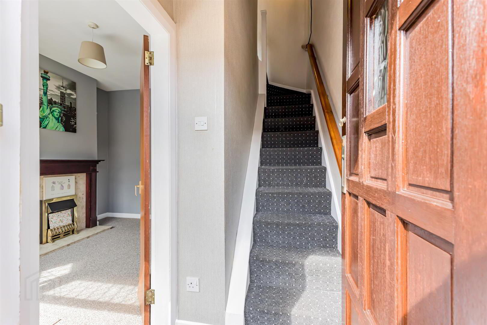 property description image