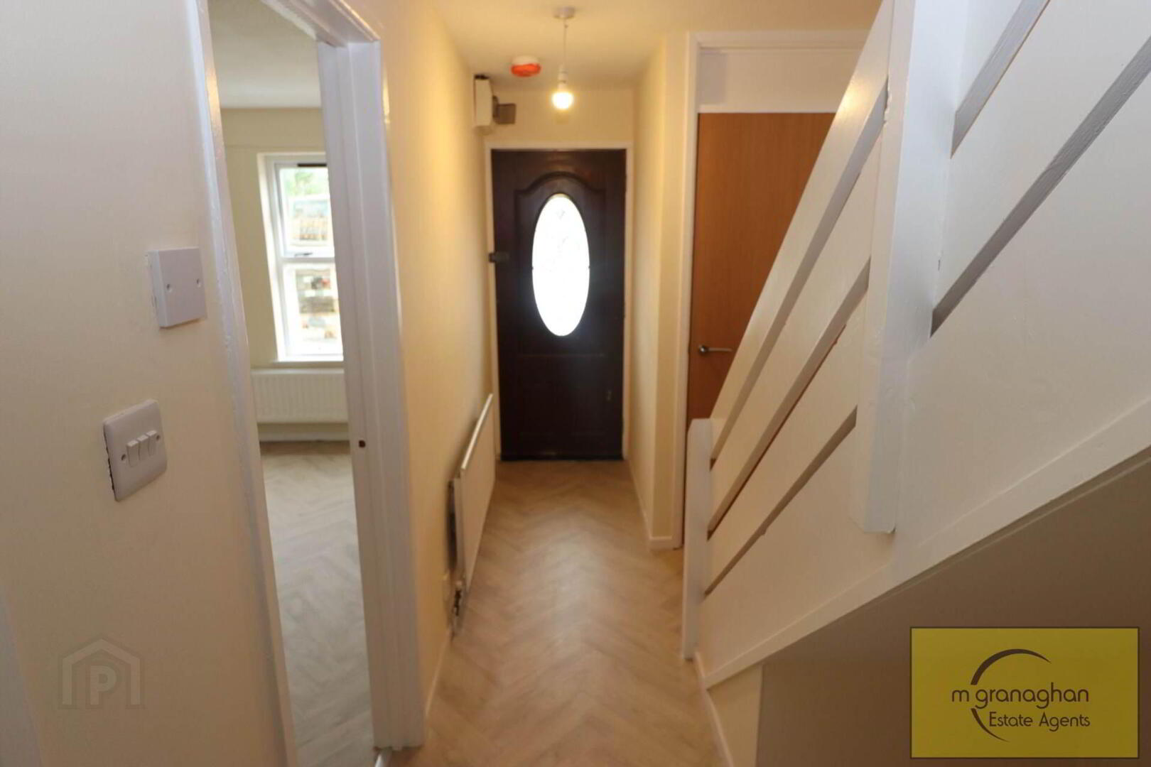 77 Albert Street 3 of 22