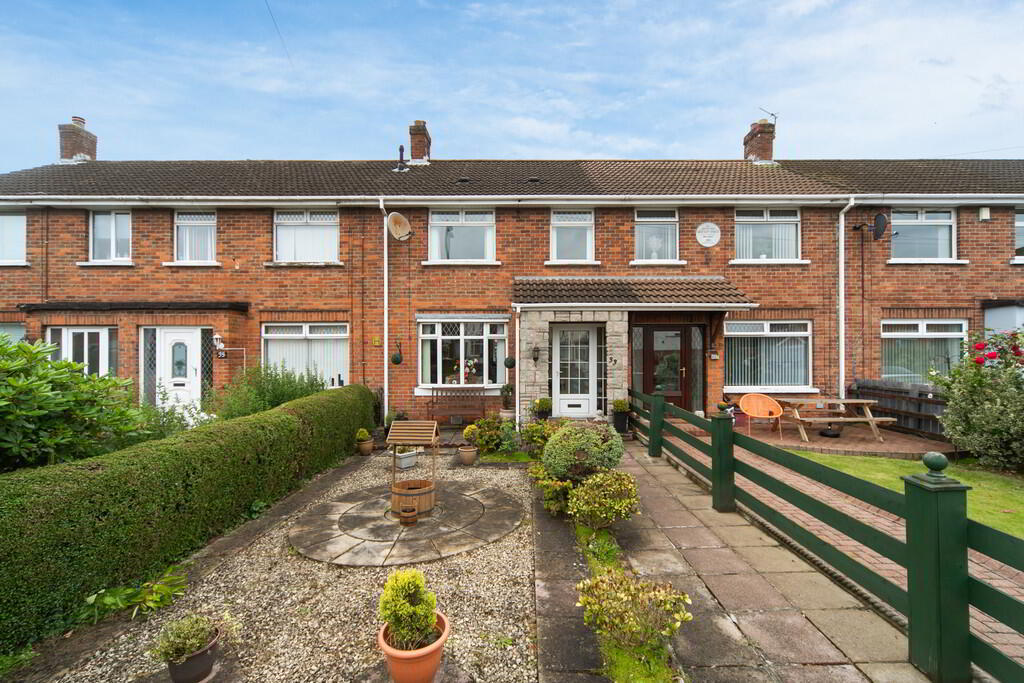 33 Larkfield Road 1 of 20
