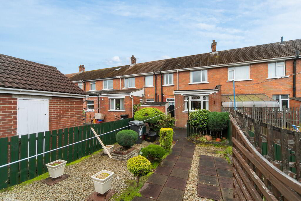 33 Larkfield Road 20 of 20