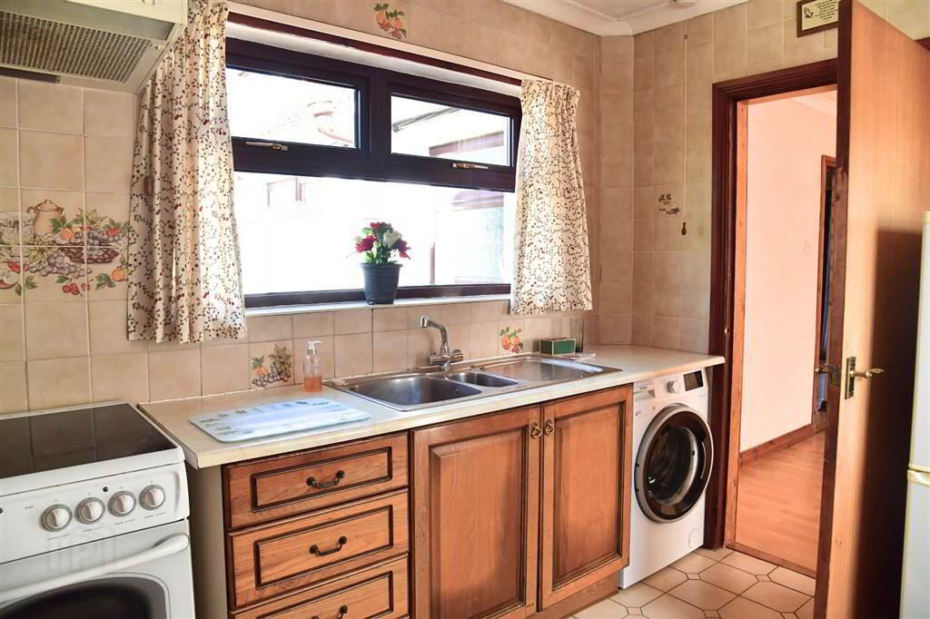 114 Toome Road 13 of 30
