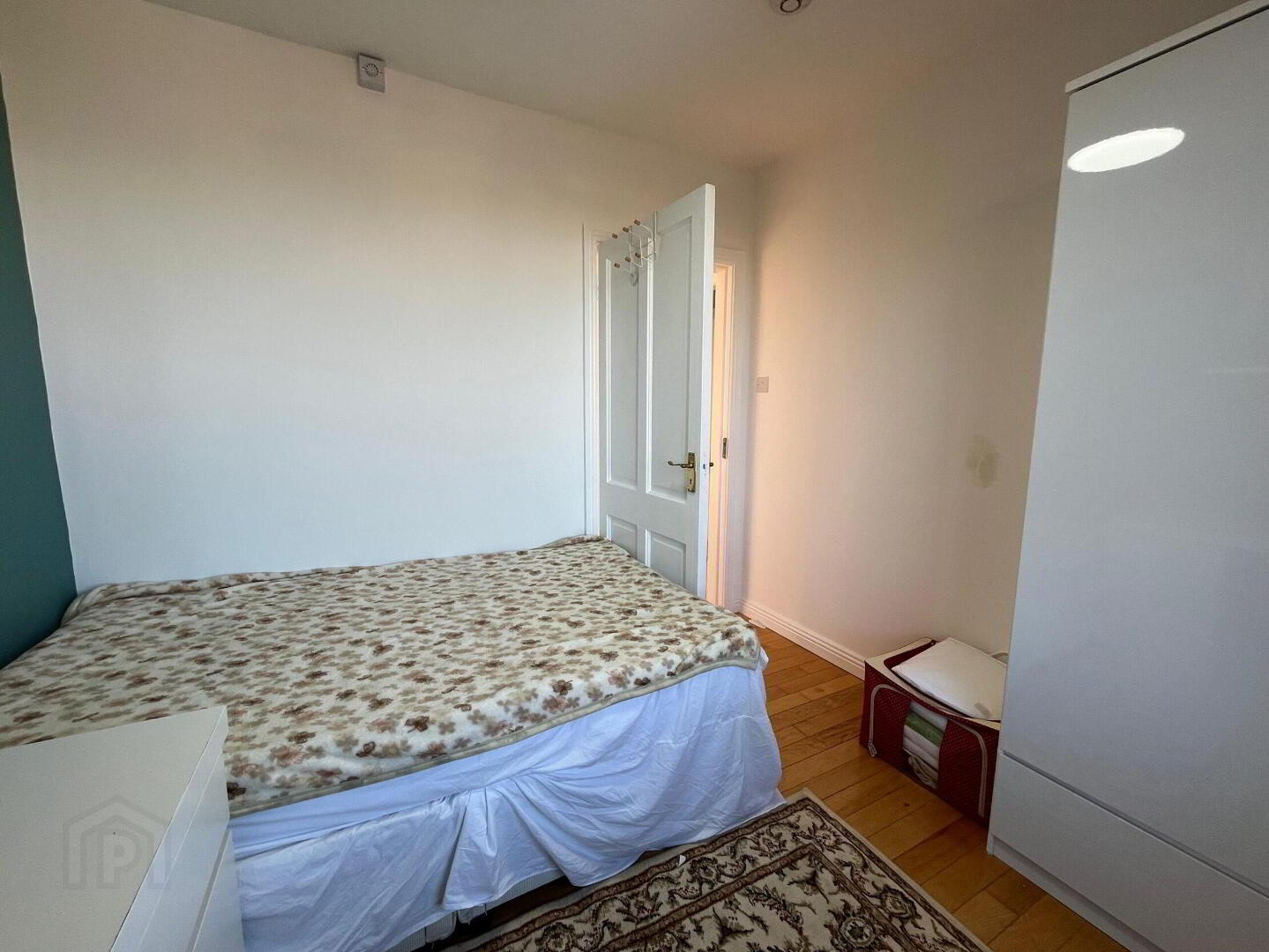 Glenwaverly Court 8 of 11
