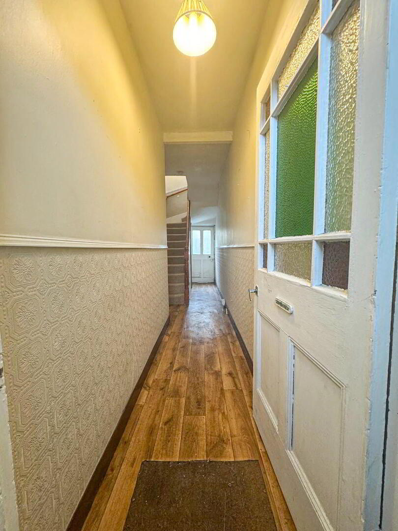 property description image