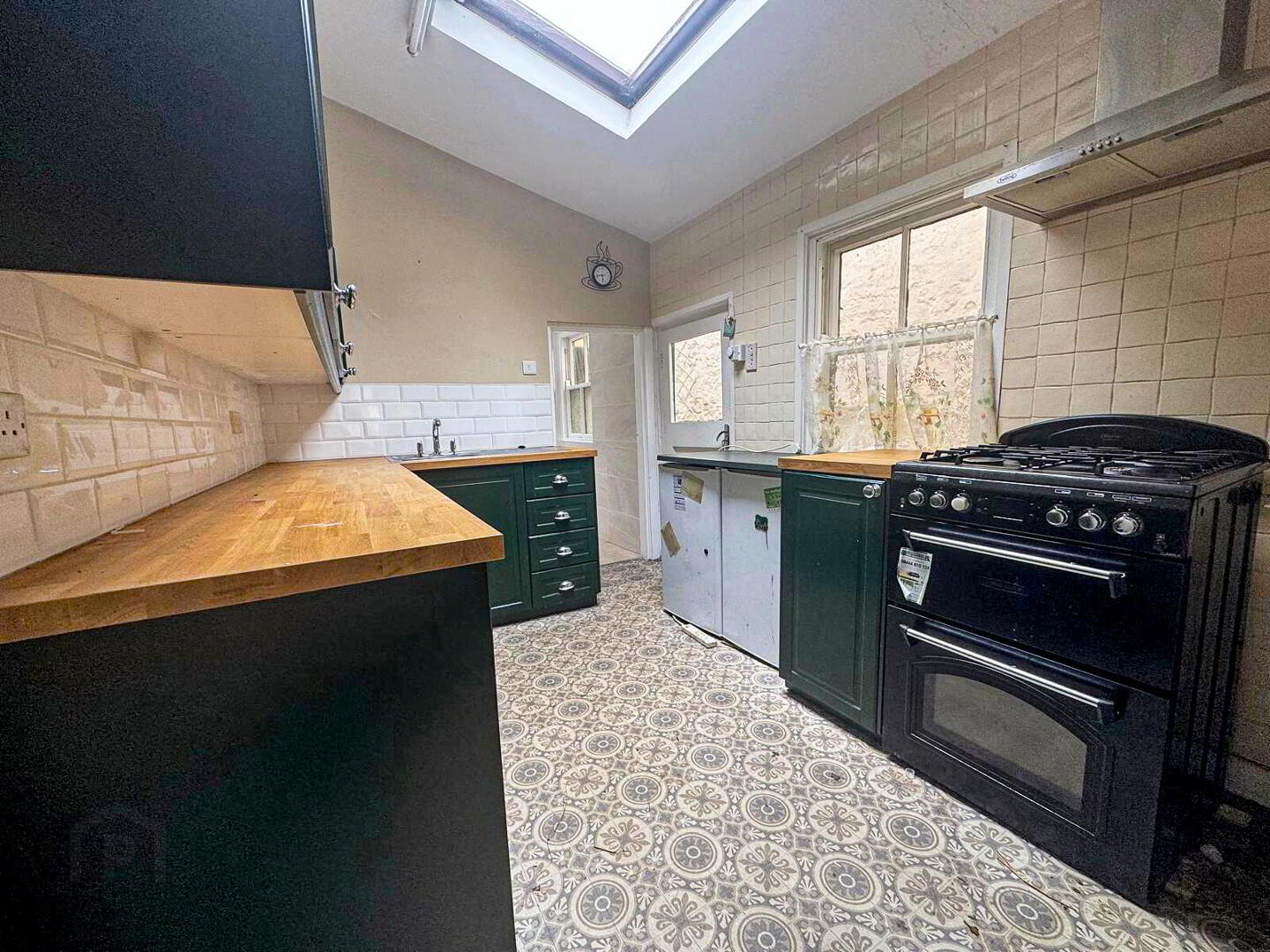 Achill, 13 Temple Street 3 of 11