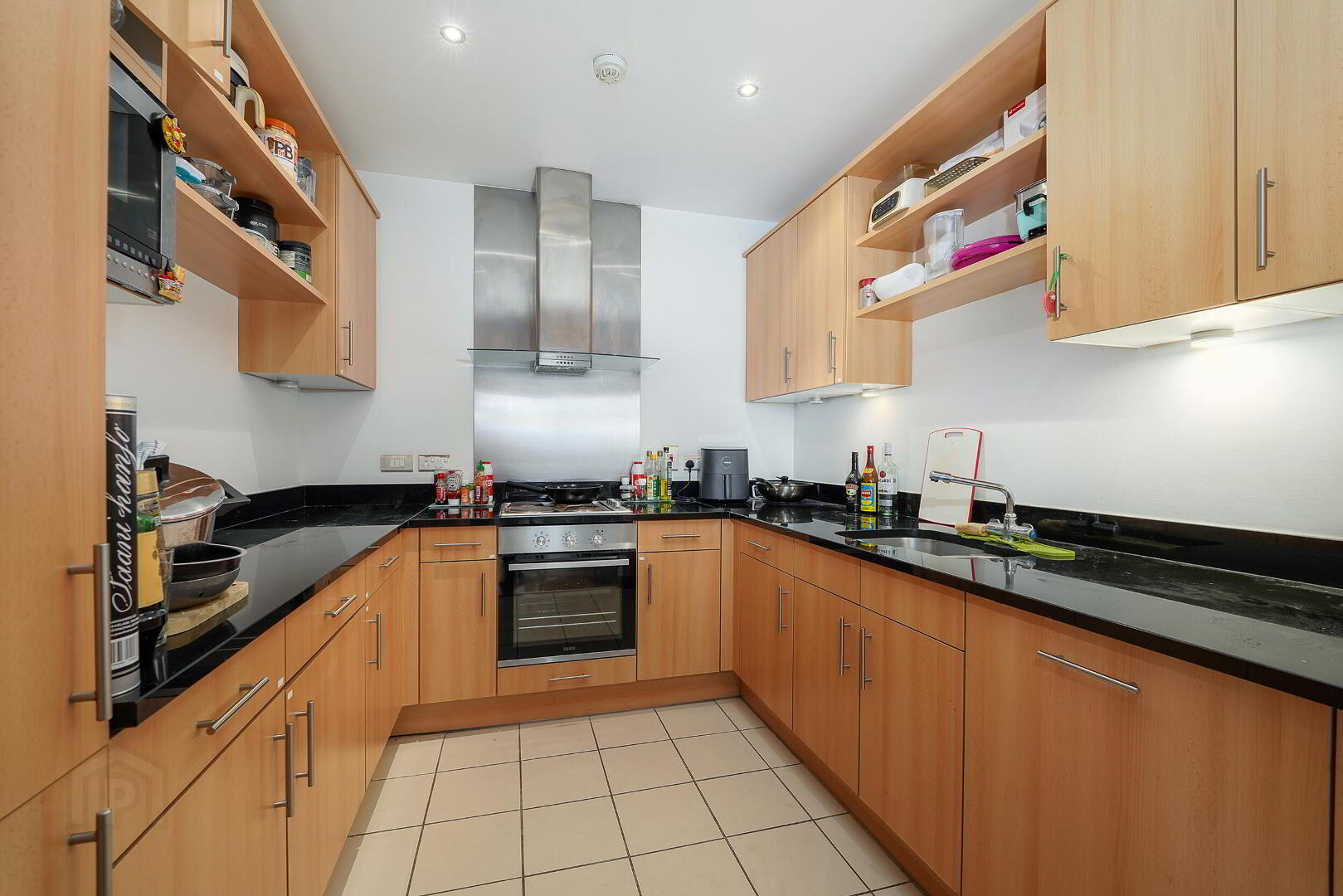 Apt, 44 Cloncurry House 21 of 35