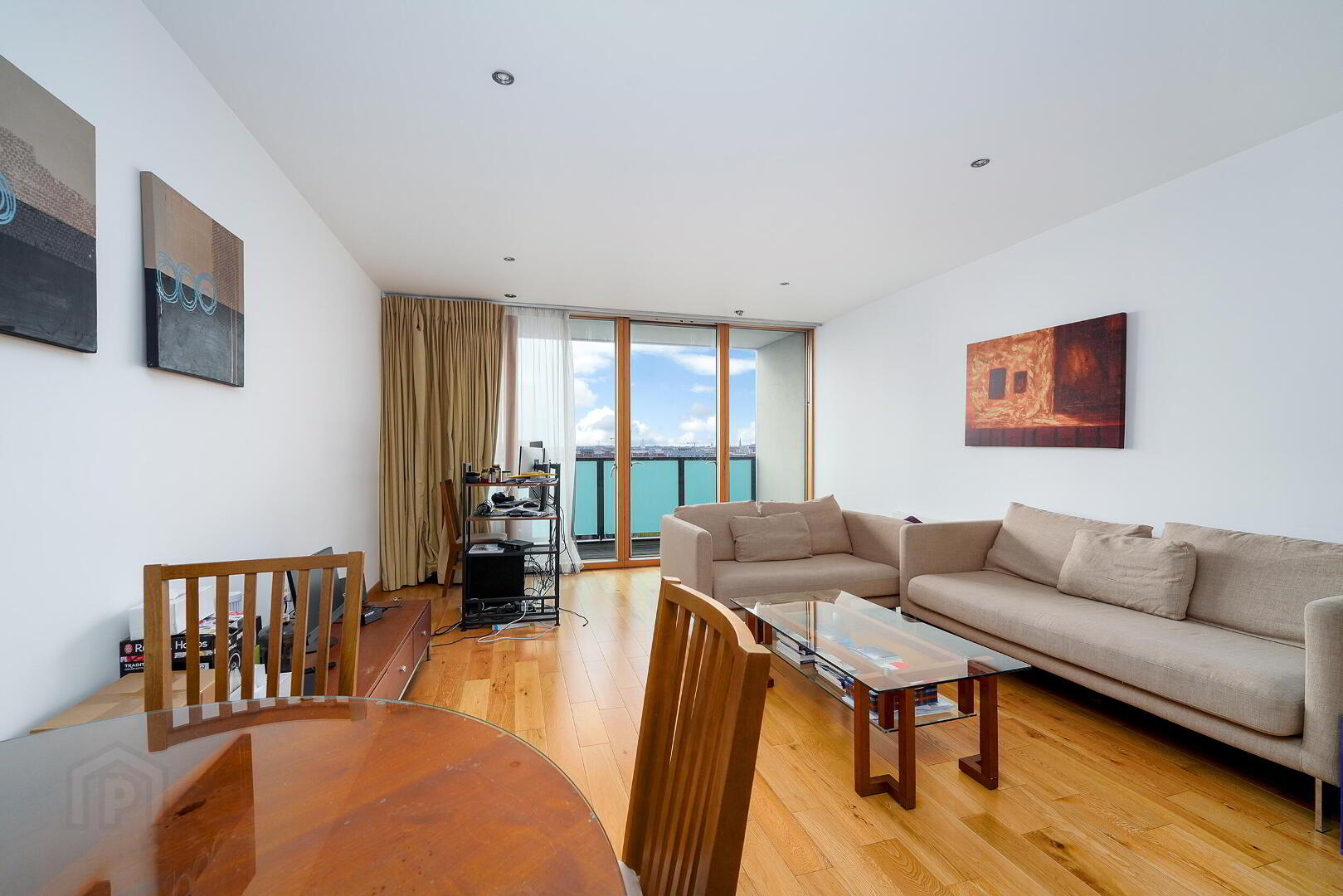 Apt, 44 Cloncurry House 11 of 35