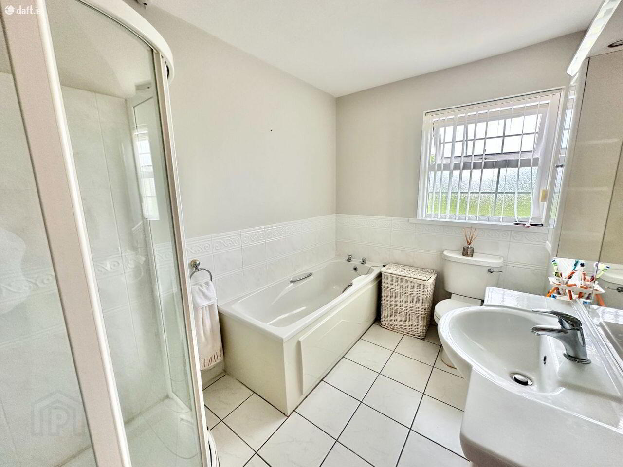 3 Largy Court 17 of 25