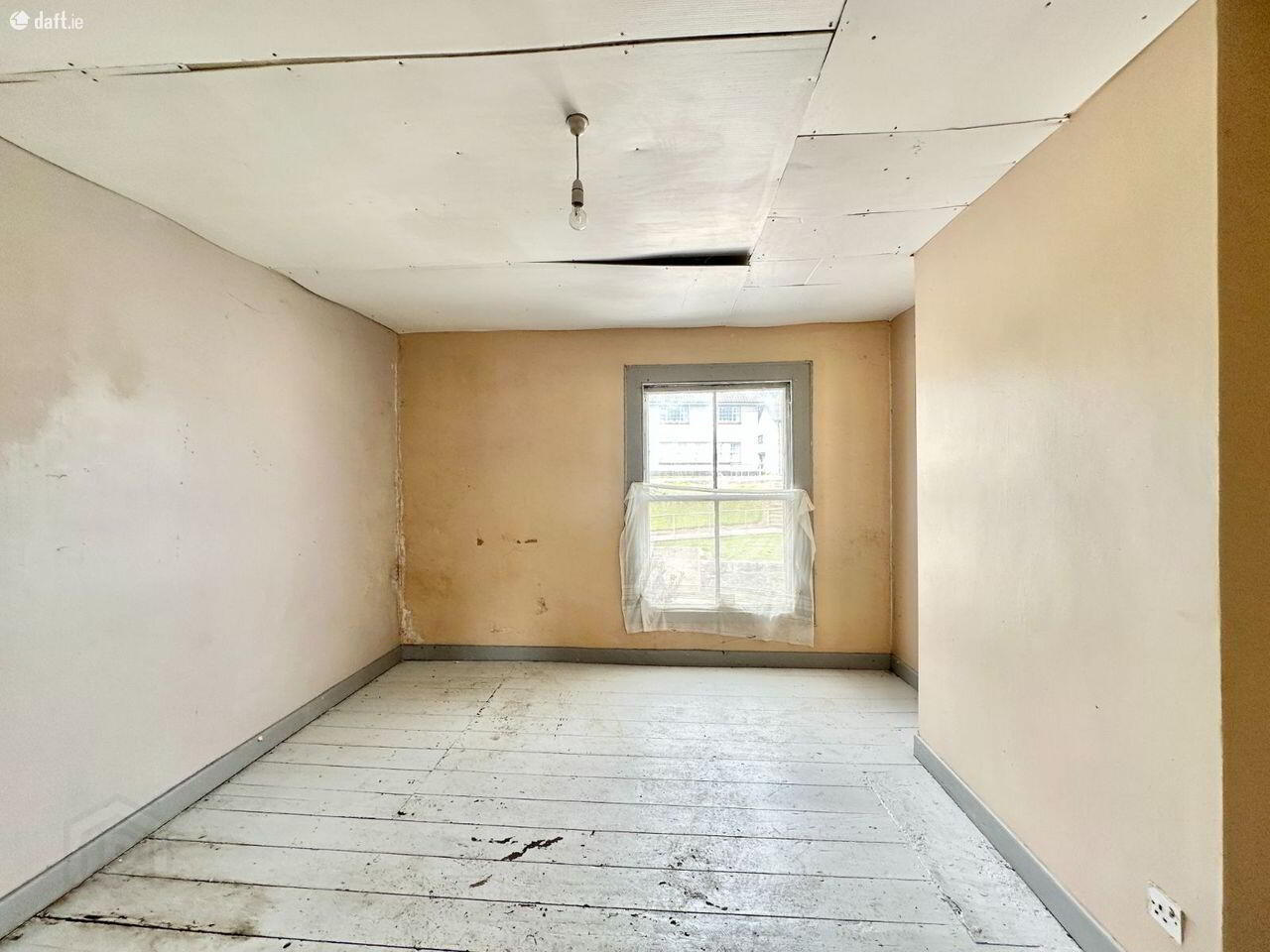 Ballybay Solid Fuels & Discount Store 11 of 22