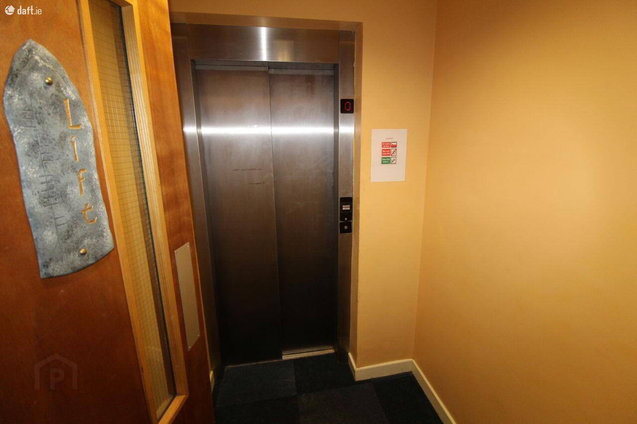 Unit 8, Majestic Business Park 7 of 18