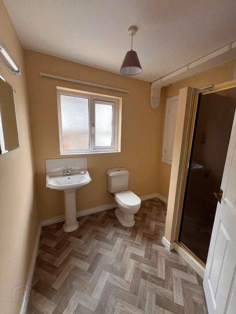Unit 1, 10a FORTHILL ROAD 5 of 13
