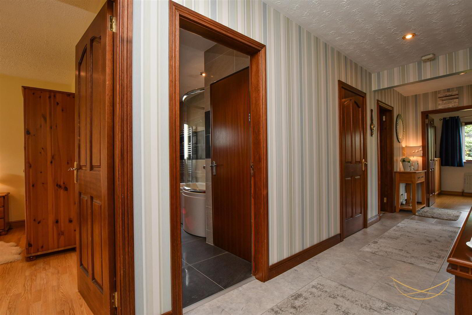 18 Highgrove Drive 29 of 41