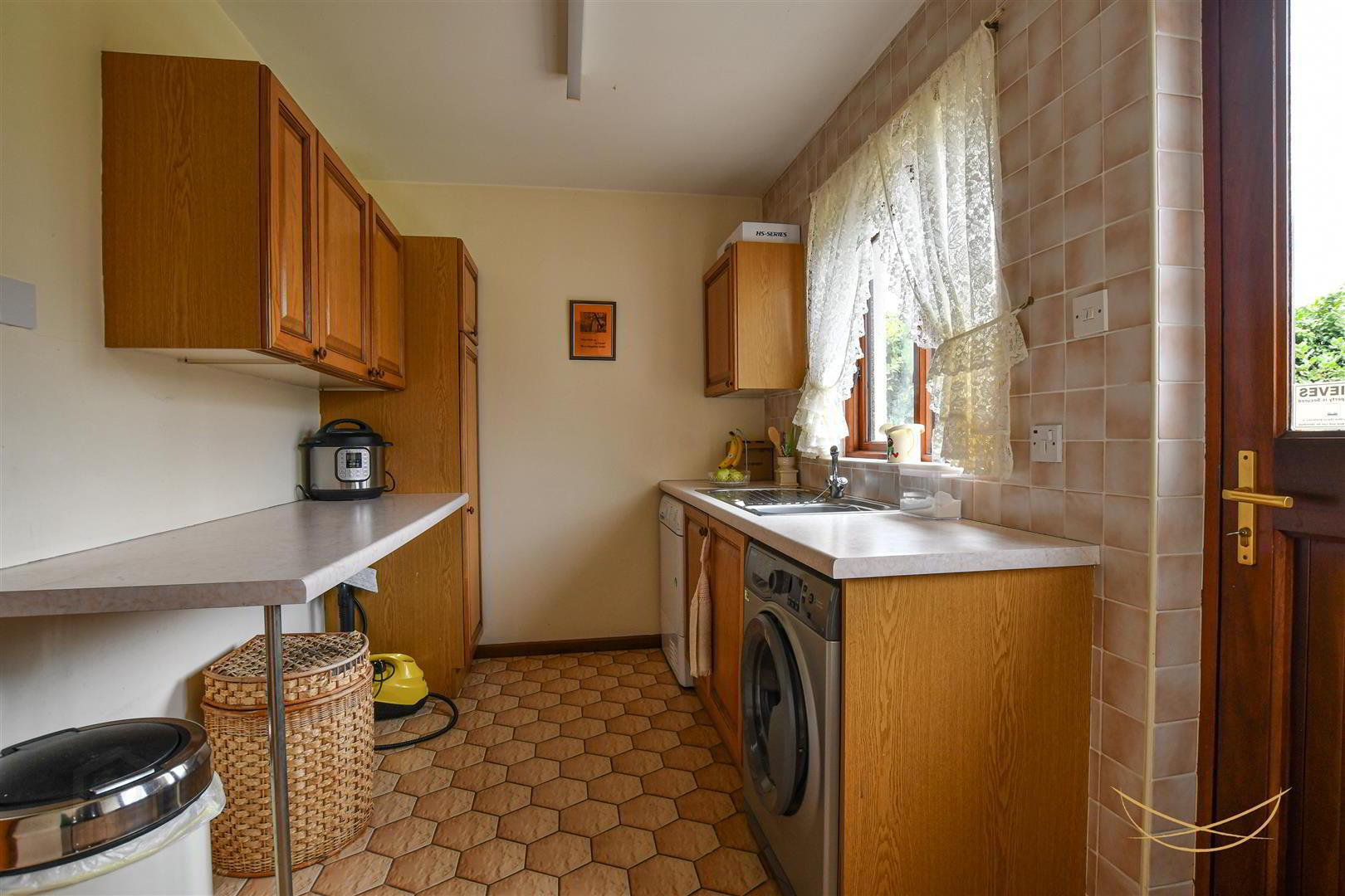 18 Highgrove Drive 32 of 41