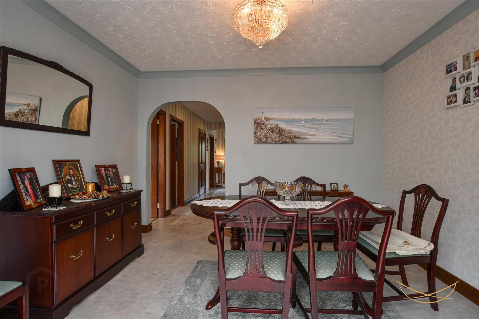 18 Highgrove Drive 14 of 41