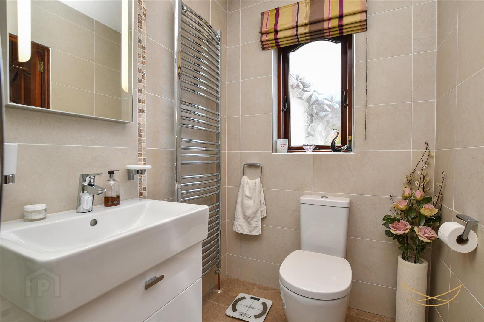 18 Highgrove Drive 23 of 41