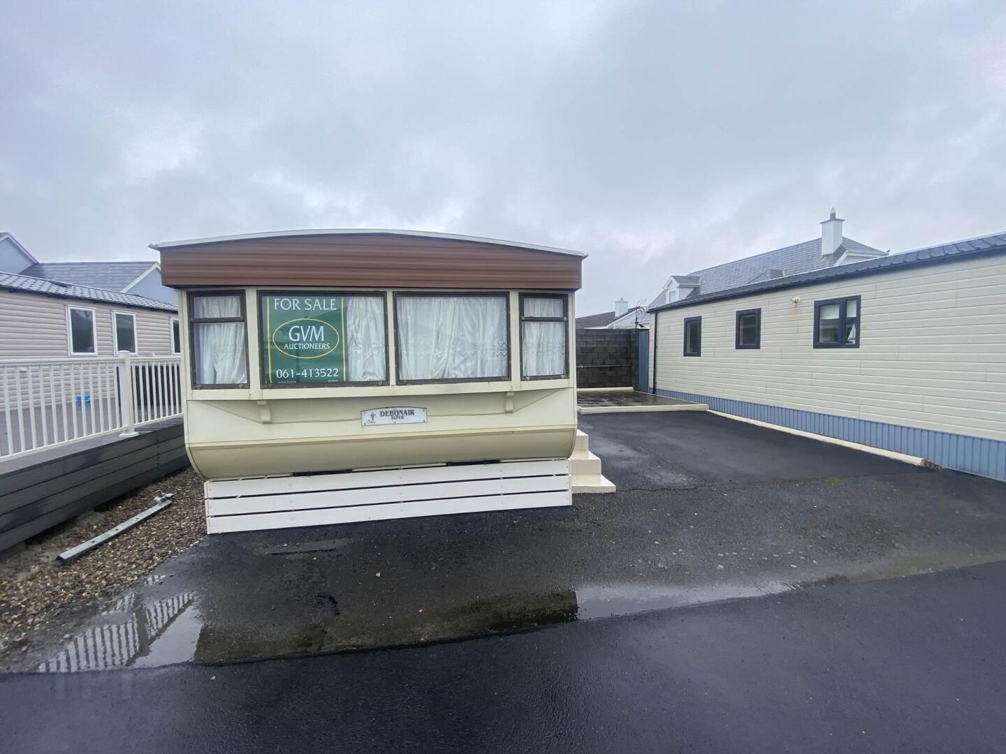 property description image