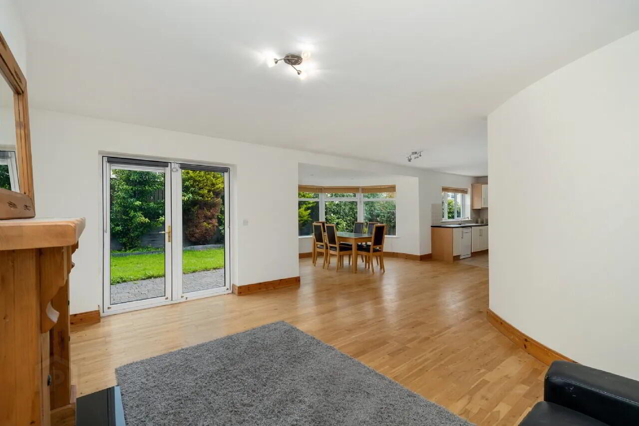 61 Rivercrescent 11 of 34