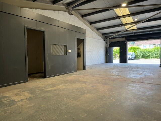 Strangford Park, E3 Jubilee Road 4 of 5