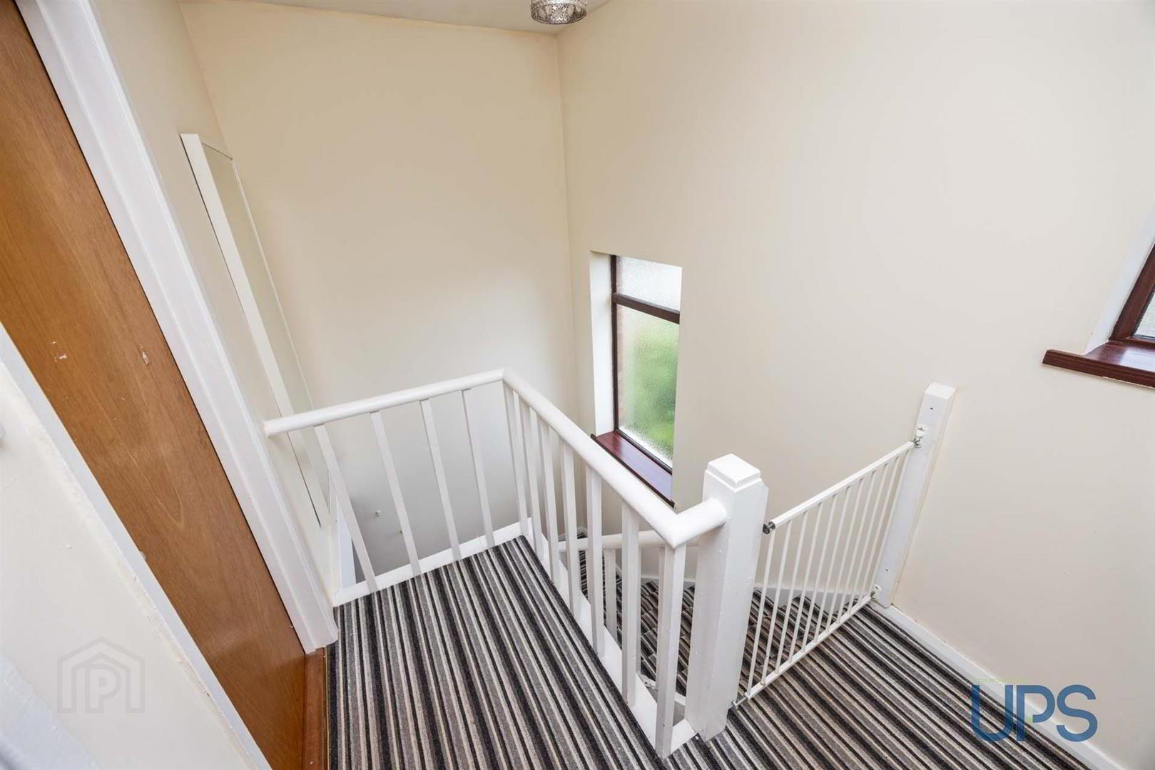 22 Benraw Road 13 of 24