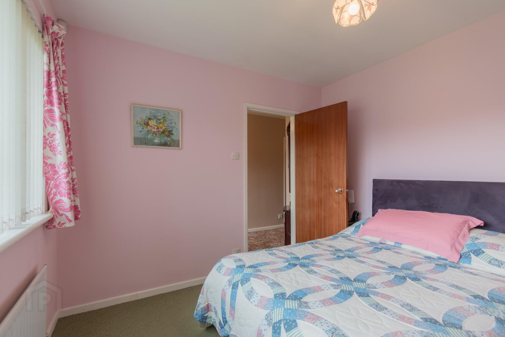 6 Whinsmoor Avenue 14 of 23