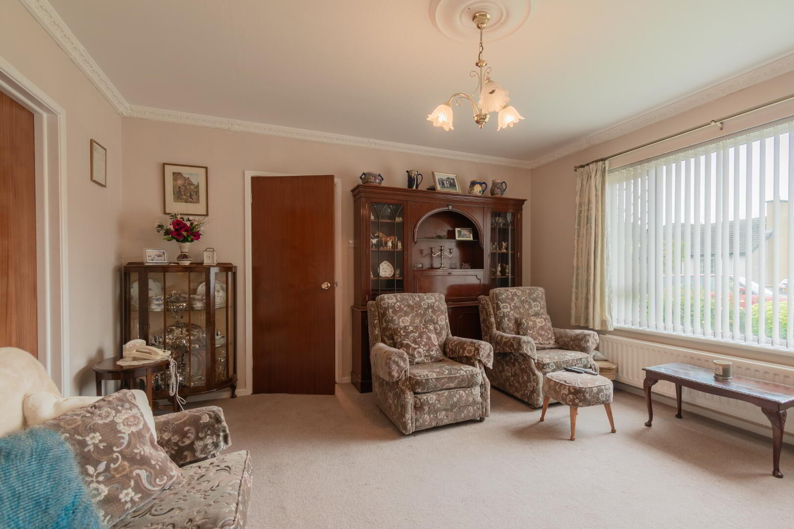 6 Whinsmoor Avenue 7 of 23