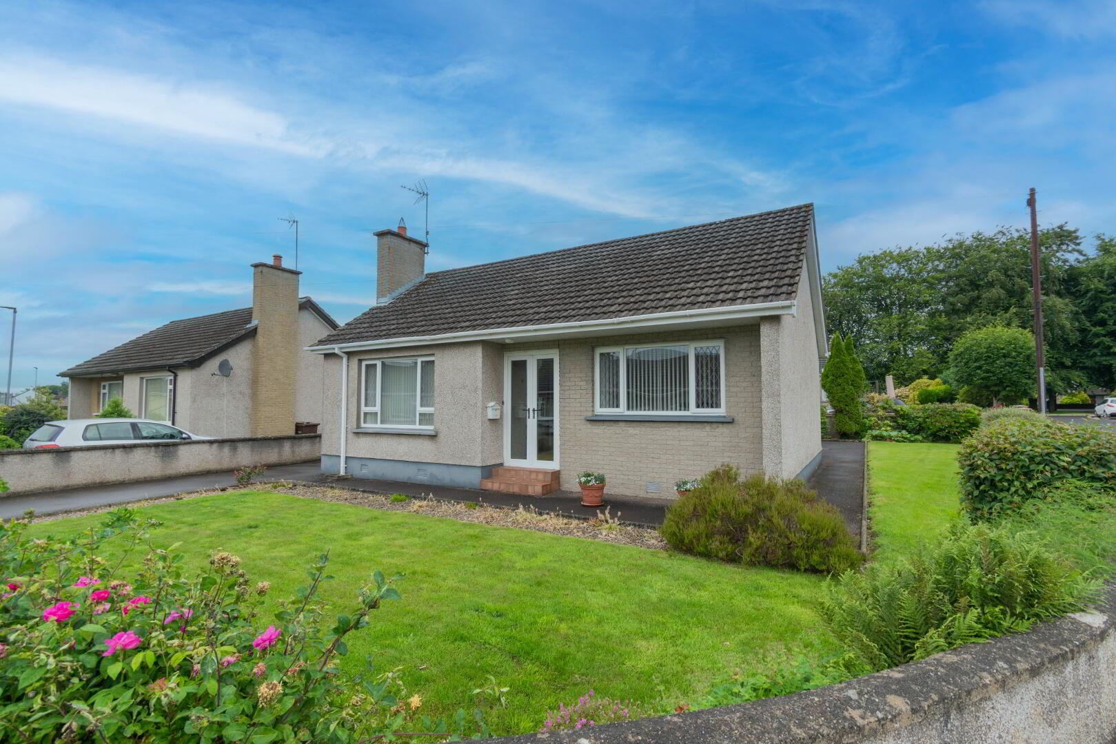6 Whinsmoor Avenue 1 of 23