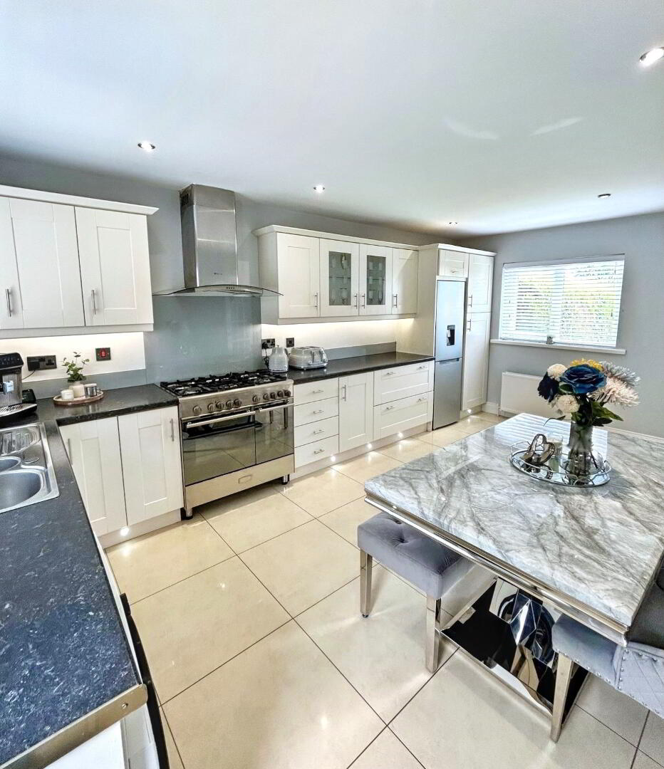 34 Cranlee Park 3 of 12