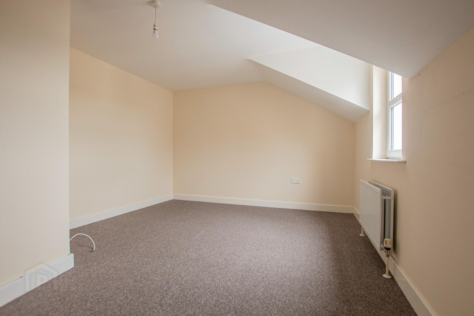 Apartment 6, Ashthorn Manor 5 of 5