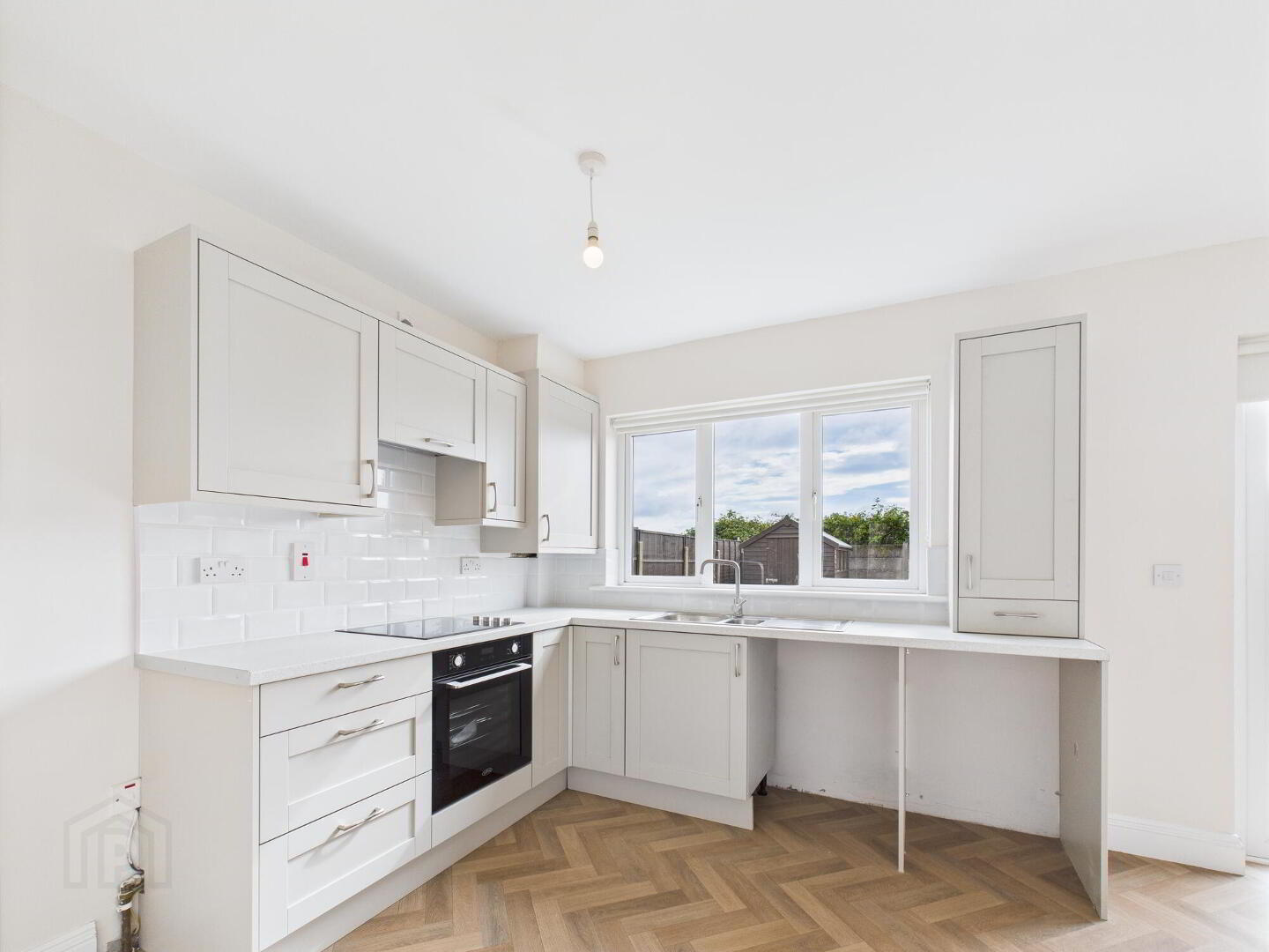 84 Meadowbank 7 of 21