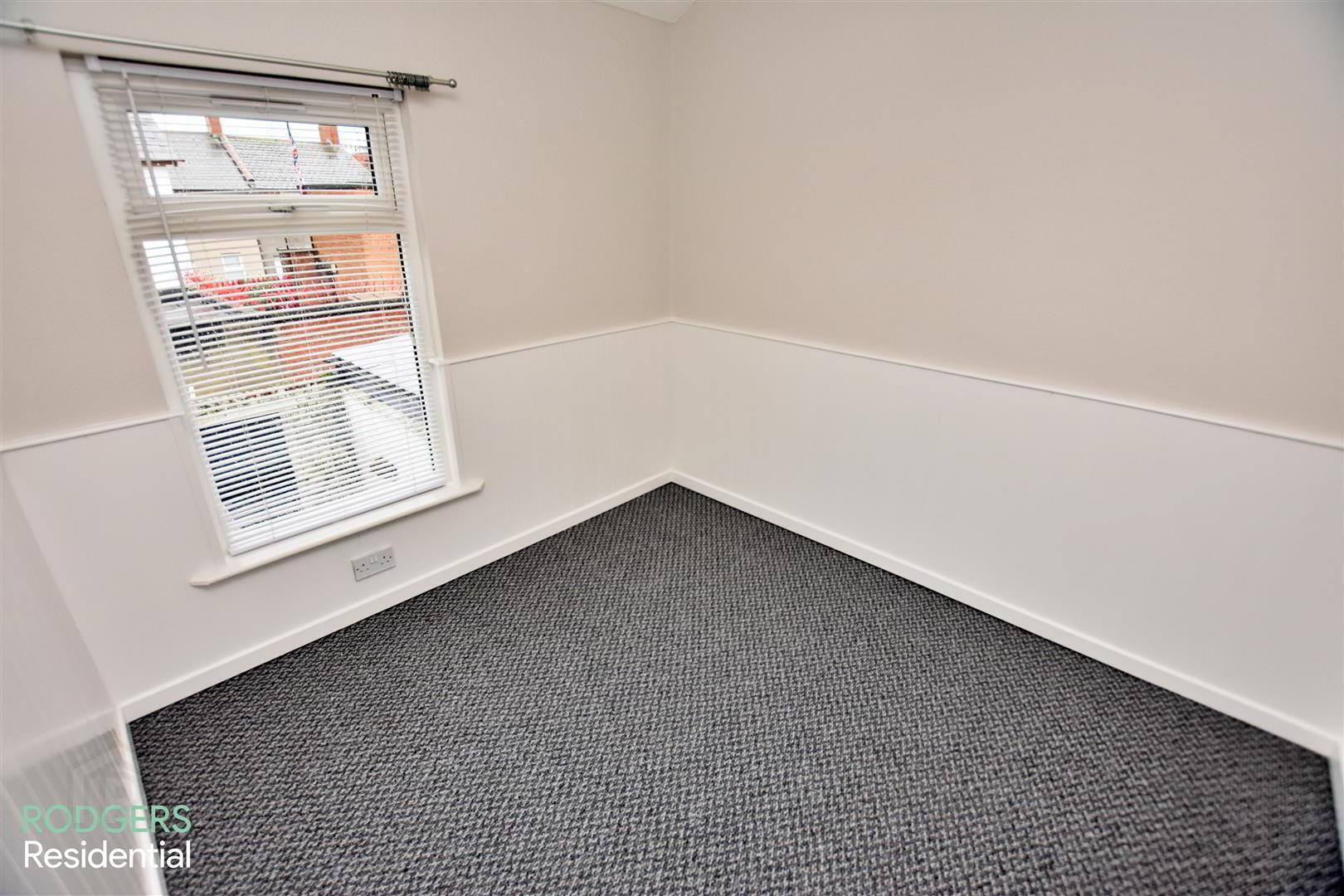 11 Glenvarlock Street 9 of 9