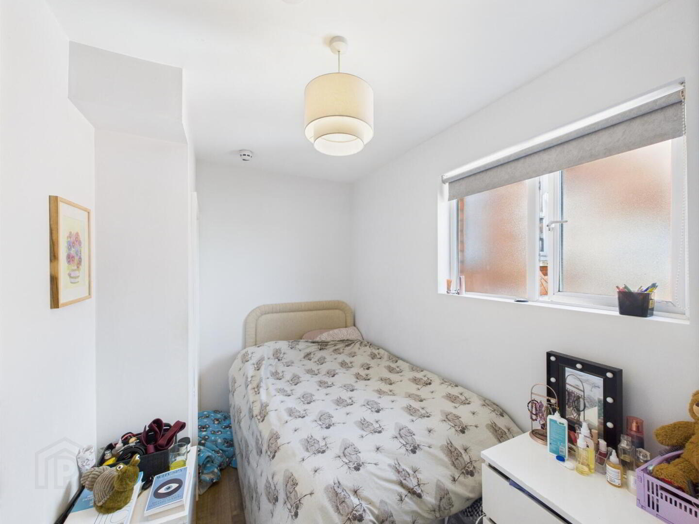 Apartment 3 52 Myrtlefield Park 7 of 9