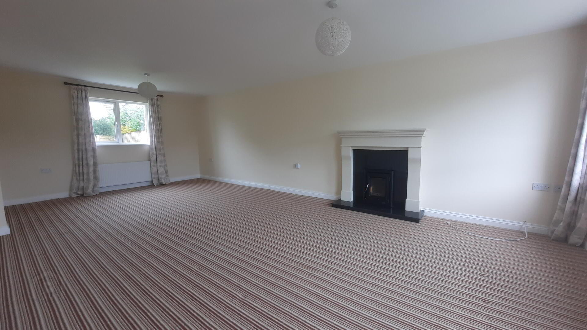 35 Rockfield Manor 6 of 34