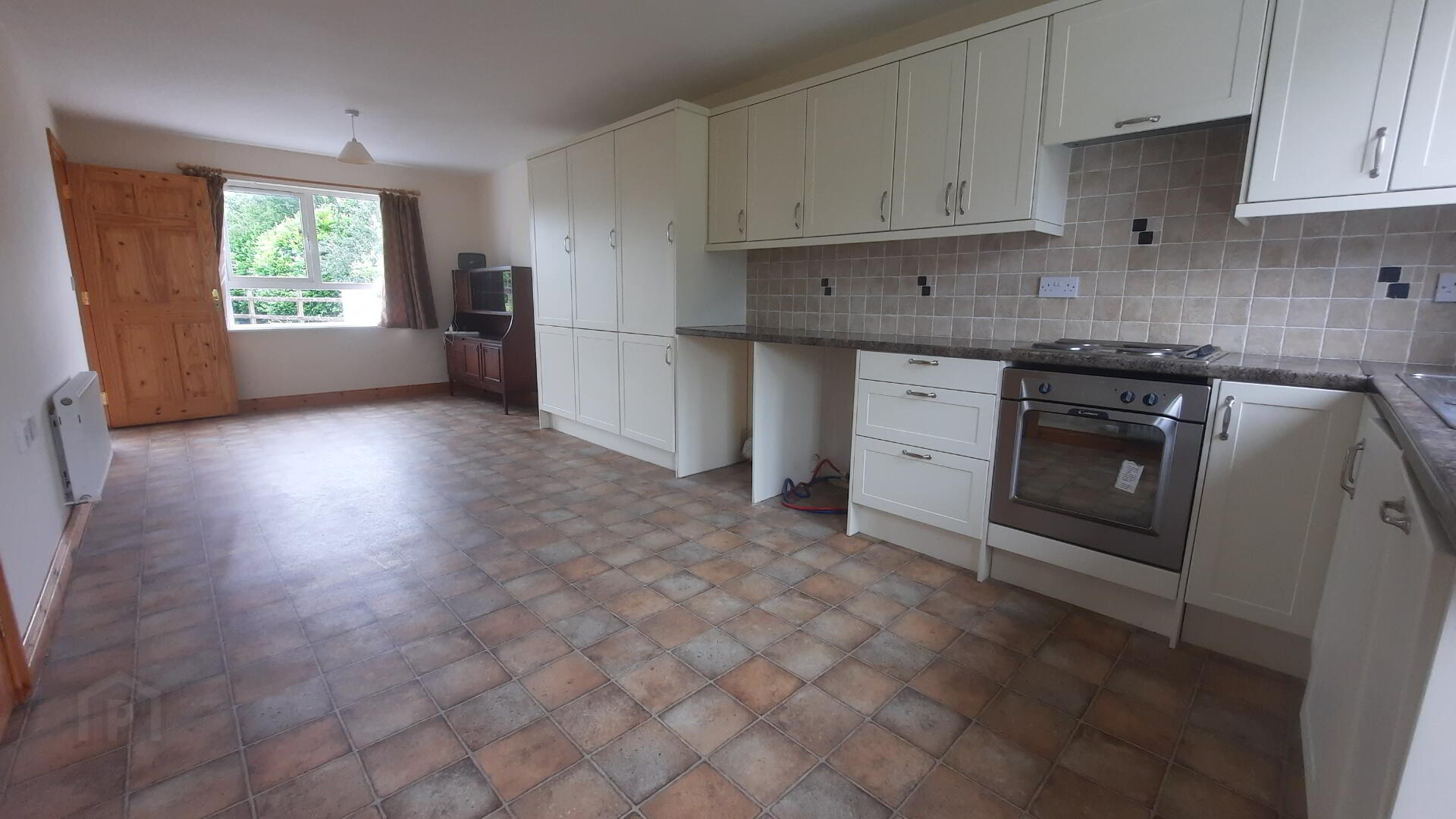 35 Rockfield Manor 10 of 34