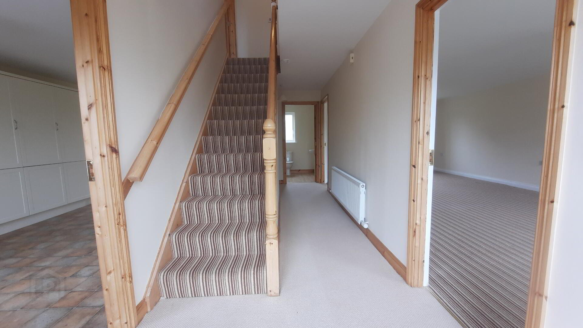 35 Rockfield Manor 4 of 34