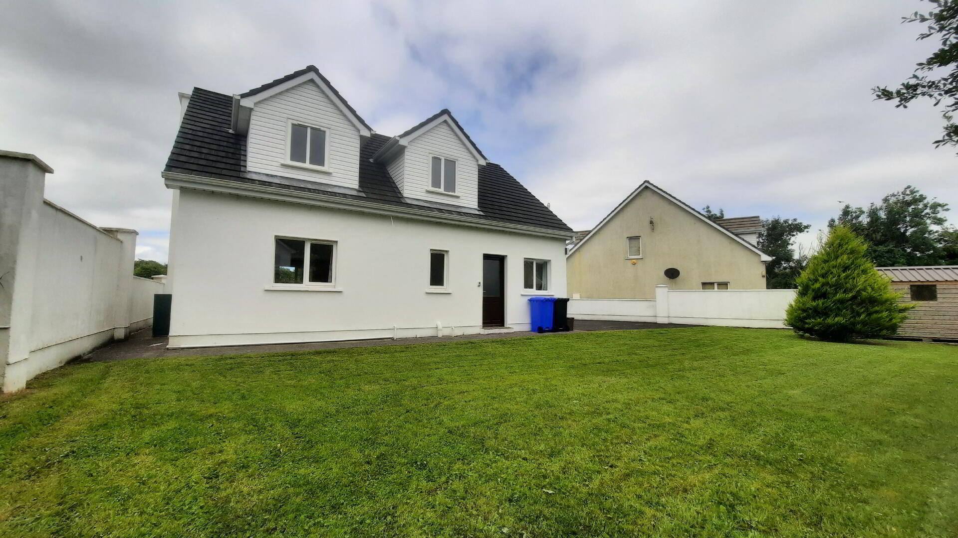 35 Rockfield Manor 27 of 34