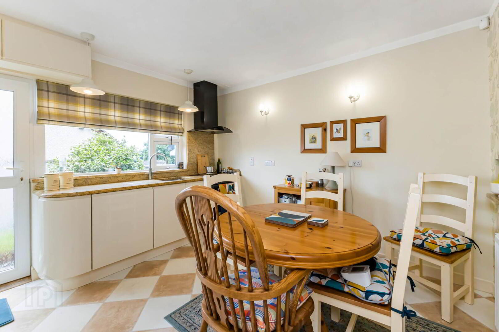 1 Cargacreevy Road 8 of 27