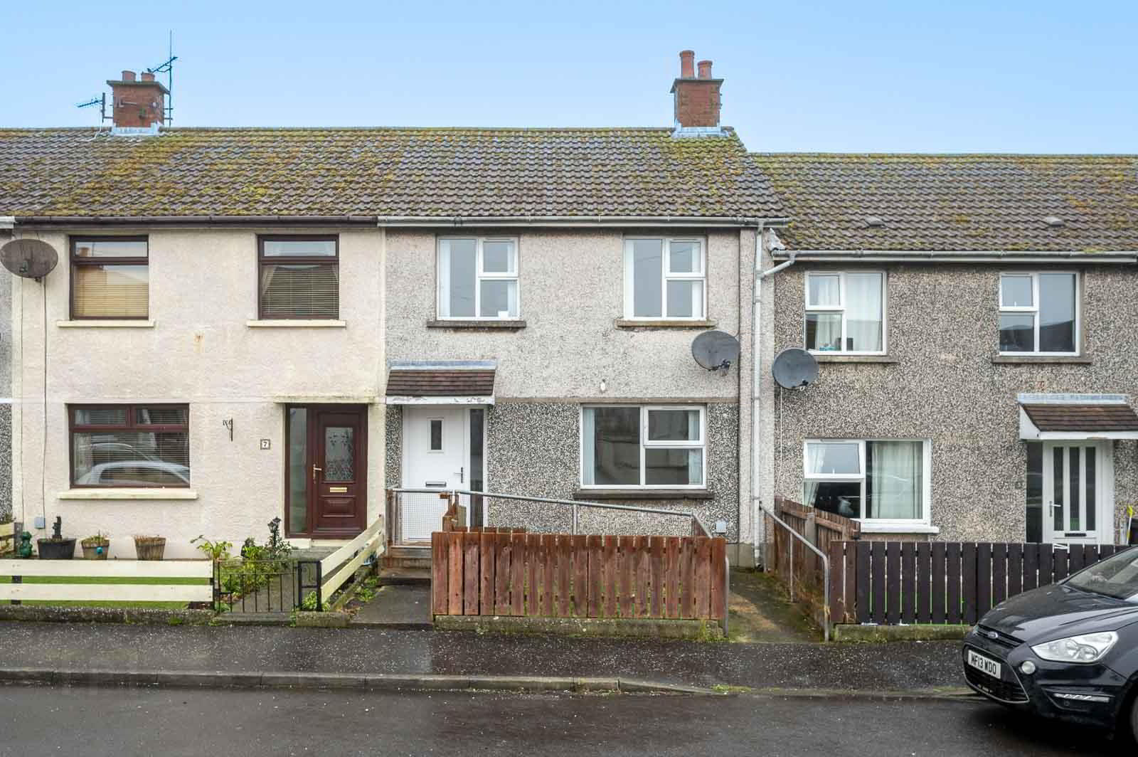 6 Meadow Close 1 of 10