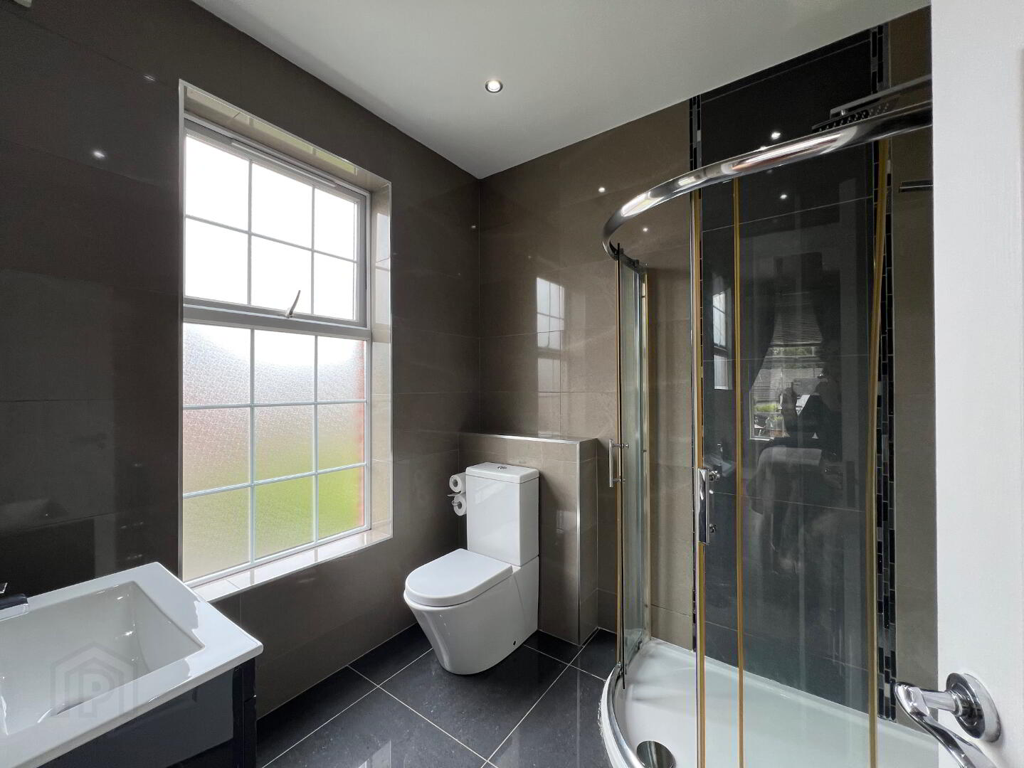 10 Broagh Village Lane 25 of 47