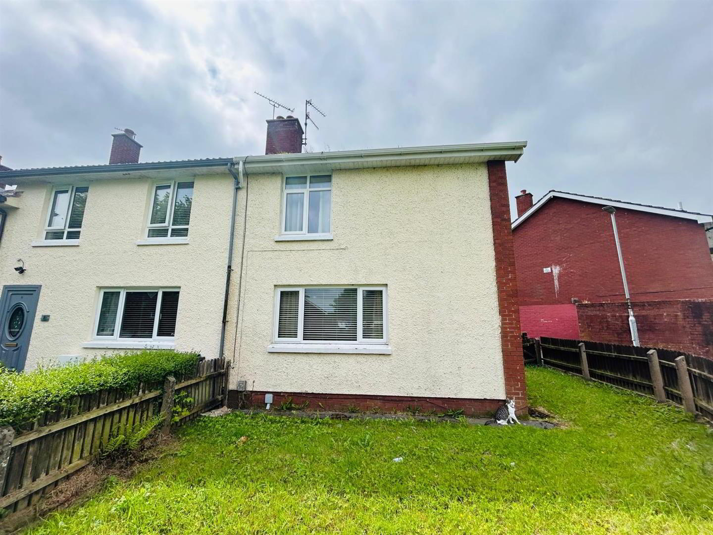 property description image