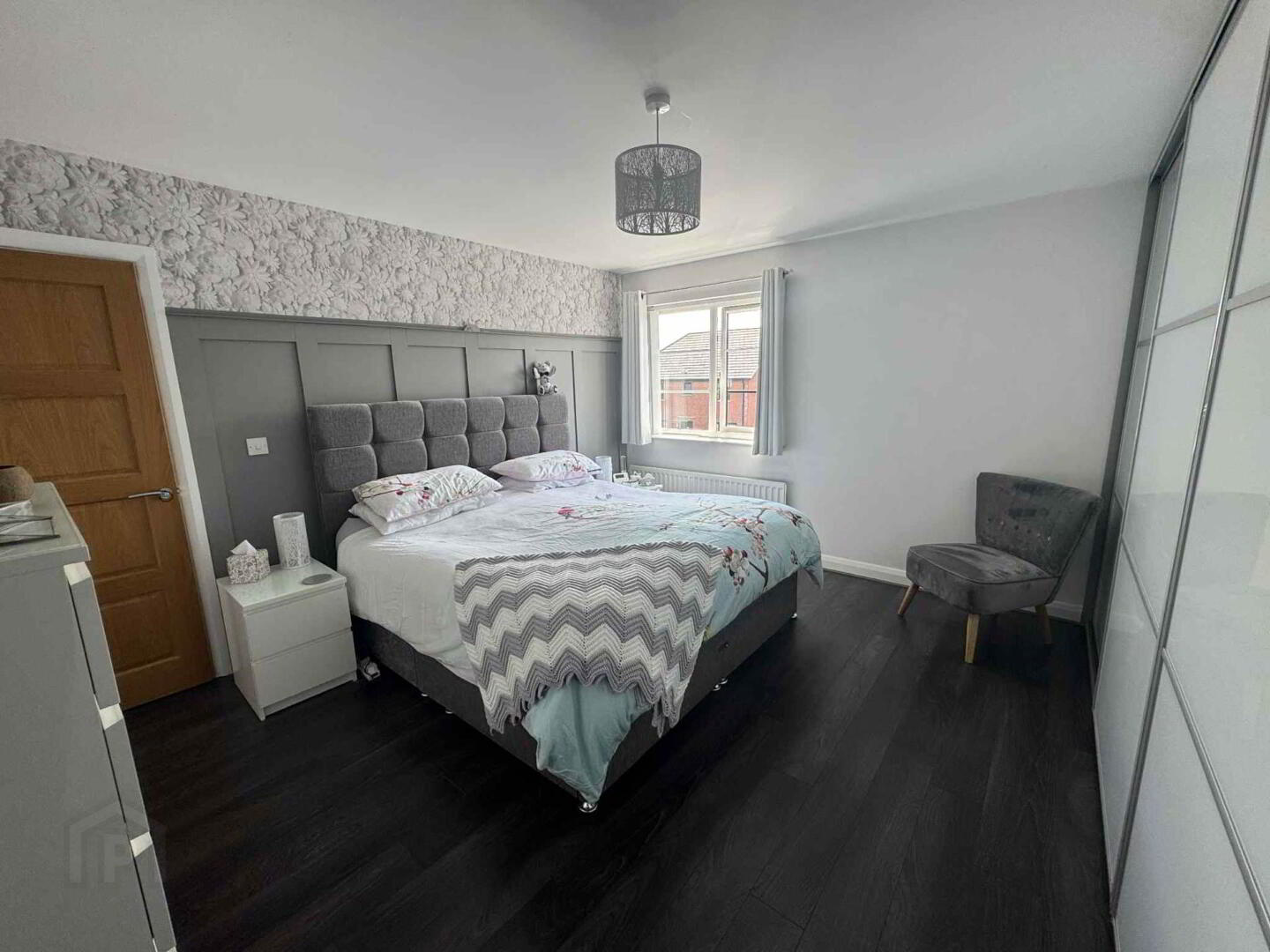 5 Highgrove Gate 10 of 17